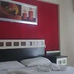 Ξενοδοχείο Selay 2*